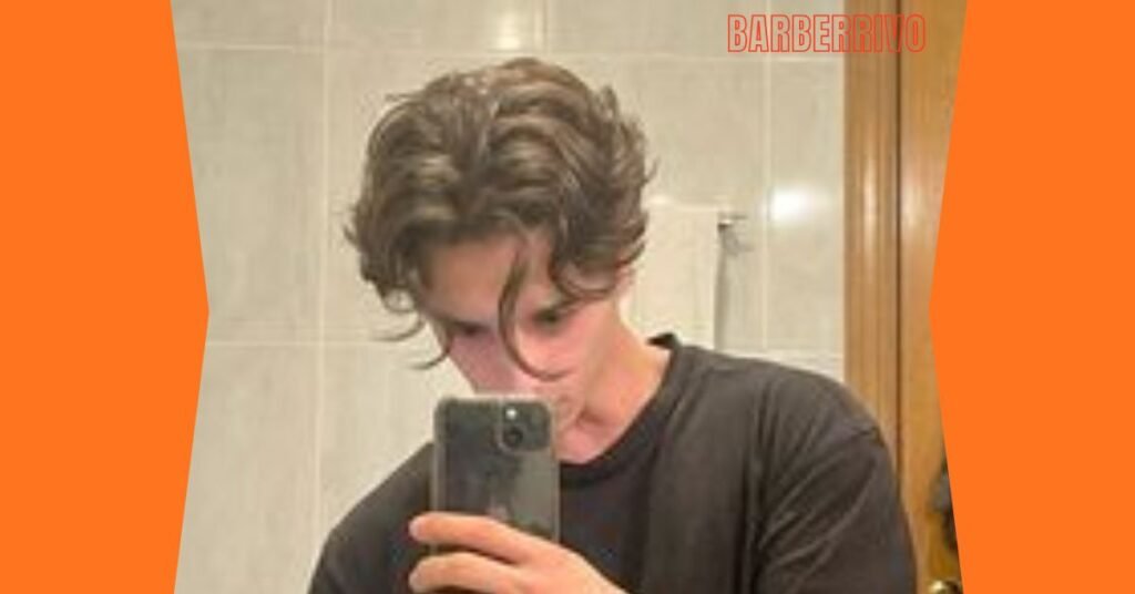 Wet Look Middle Part